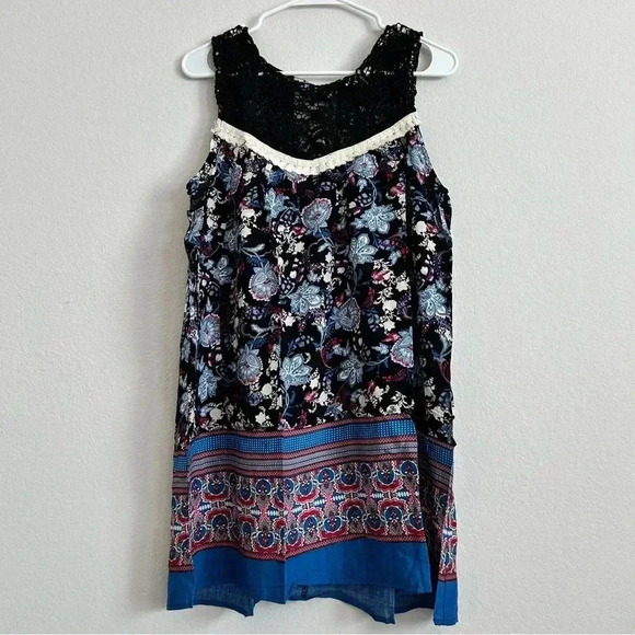 5 NWT Top Bundle from Hayden Los Angeles - Picture 9 of 16